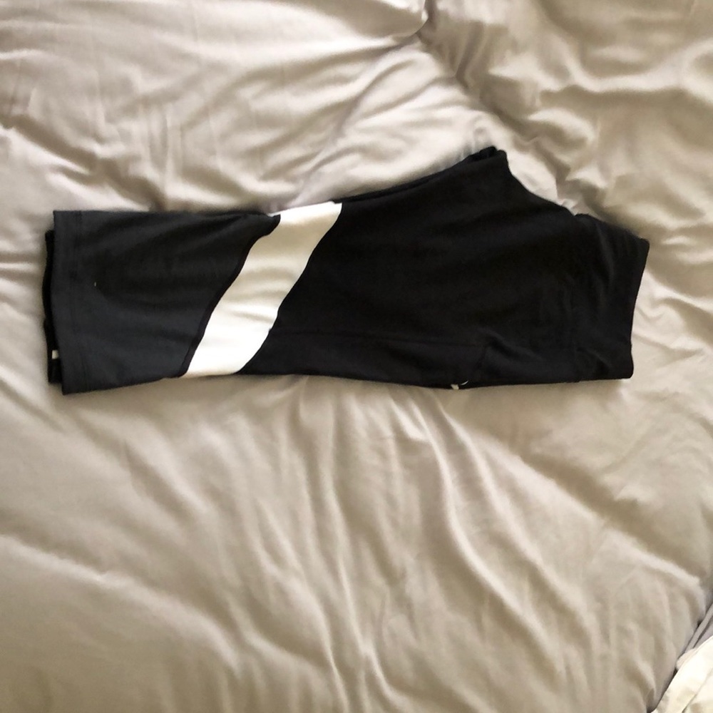 Nike crop leggings